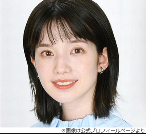 弘中劇 弘中綾香アナ、「ホテルで1人寂しい時」は「ベッドの上で